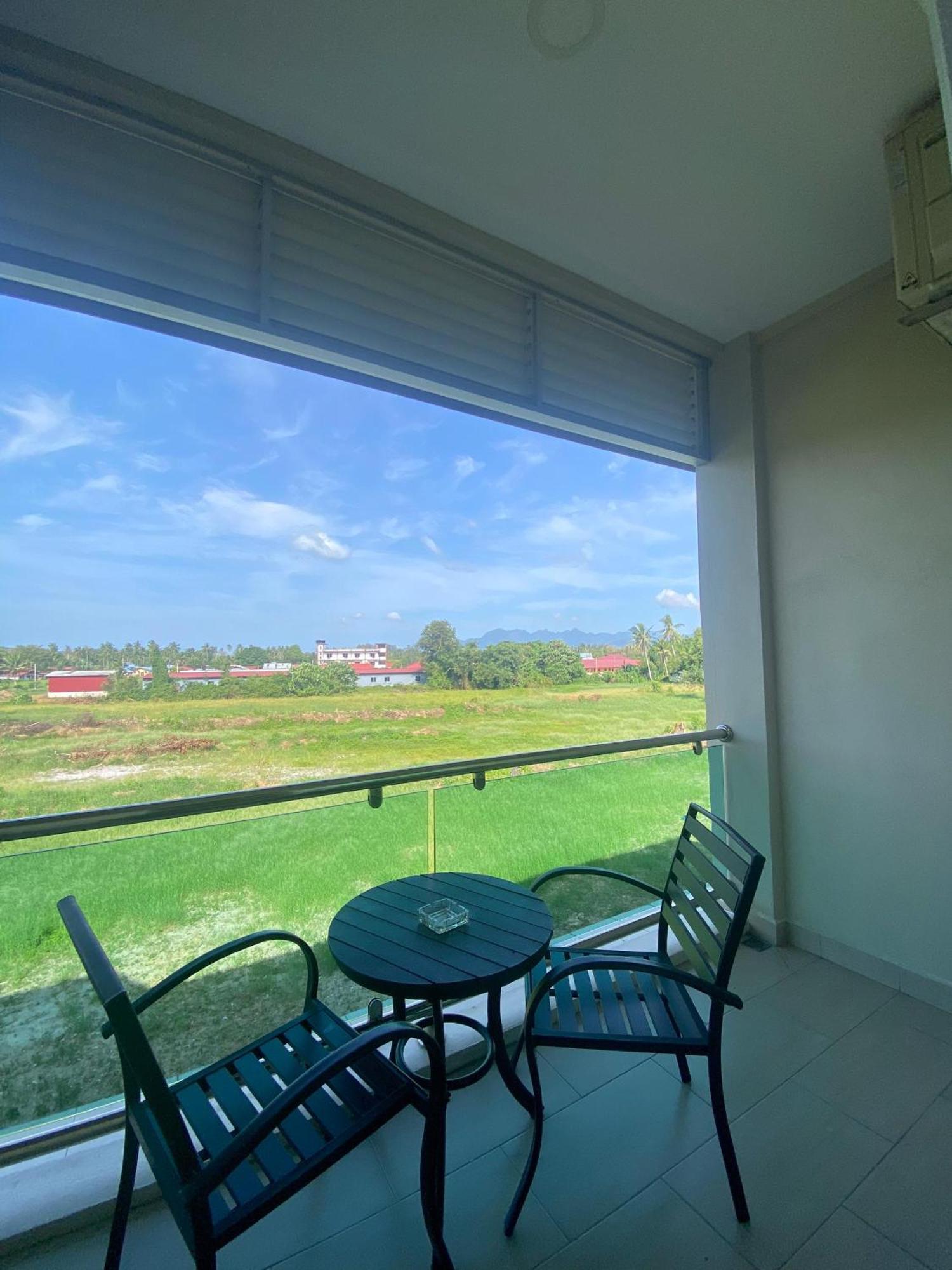 Grand Village Inn 珍南海滩 外观 照片